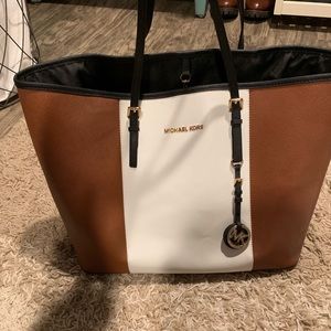 Authentic Micheal Kors tote bag